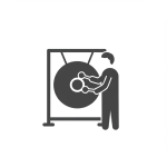 Gong Playing